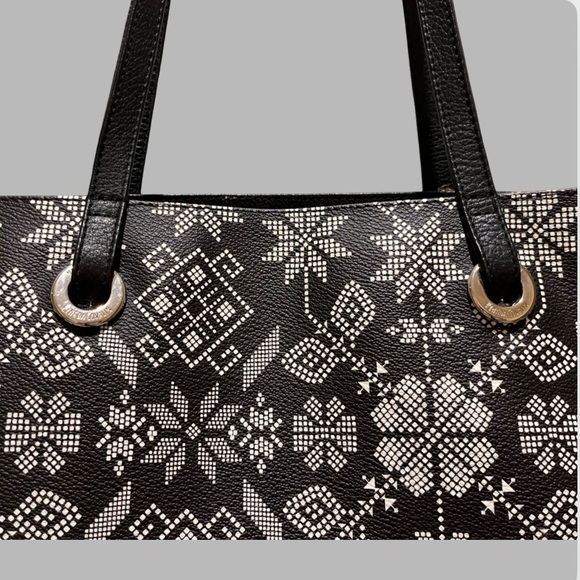 VINTAGE RARE Pineda Covalin Tote
Floral White Snowflakes Print - Picture 6 of 16